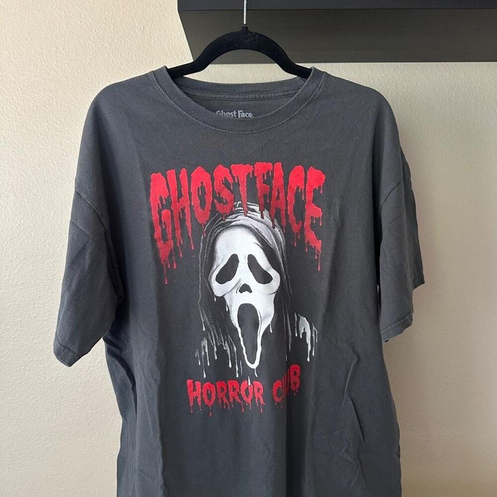 Ghost Men's Black and Grey T-shirt